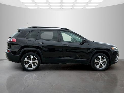 Used 2022 Jeep Cherokee Limited image 8