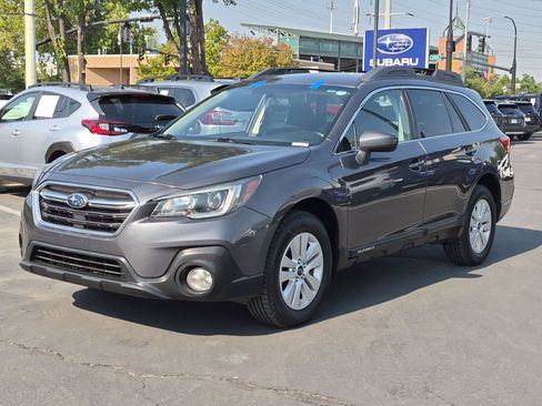 Used 2018 Subaru Outback 2.5i Premium AWD/4WD image 8