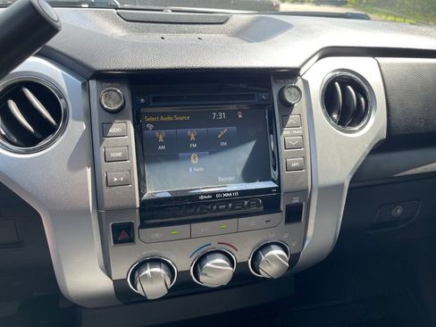 Used 2019 Toyota Tundra SR5 RWD image 17