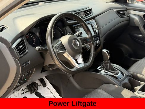 Used 2019 Nissan Rogue SV w/ Premium Package AWD/4WD image 14