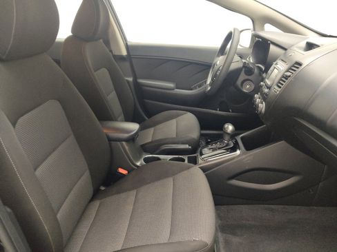 Used 2017 Kia Forte LX FWD image 21