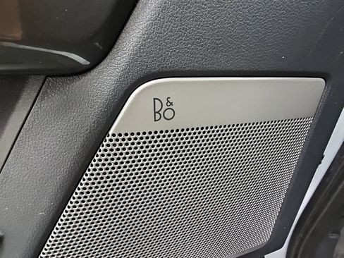 Used 2022 Ford F150 XLT w/ Equipment Group 302A High image 32