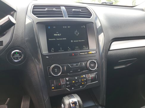 Used 2018 Ford Explorer XLT w/ Equipment Group 202A image 21