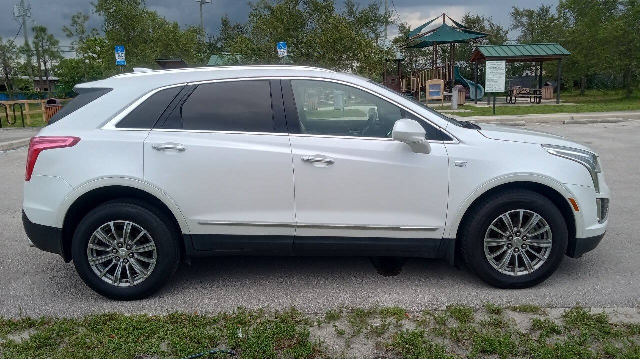 Used 2017 Cadillac XT5 Luxury FWD image 5