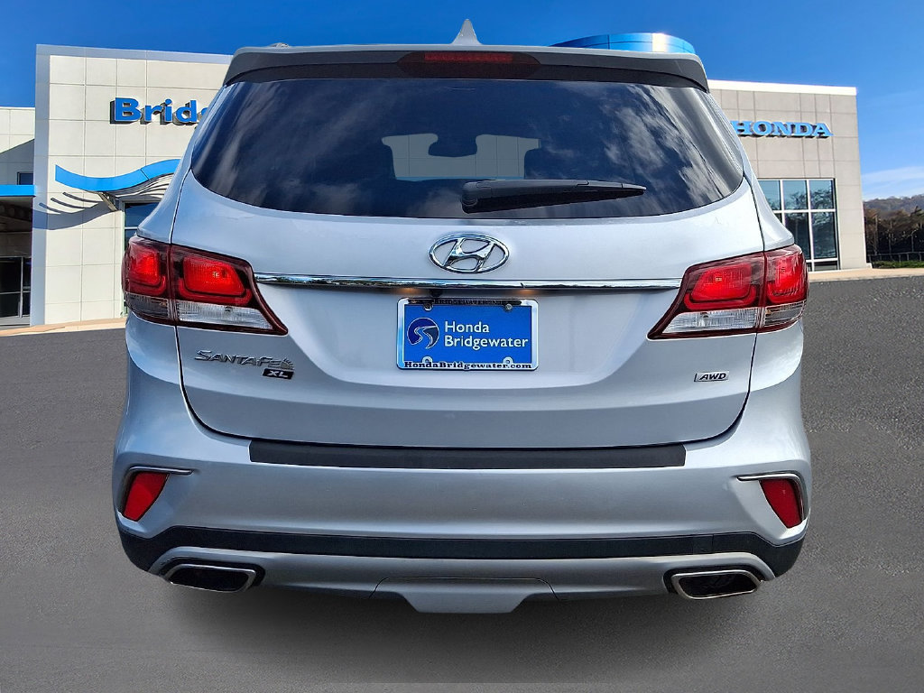 Used 2019 Hyundai Santa Fe XL SE AWD/4WD image 5