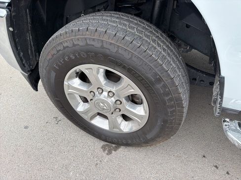 Used 2024 RAM 2500 Big Horn image 12