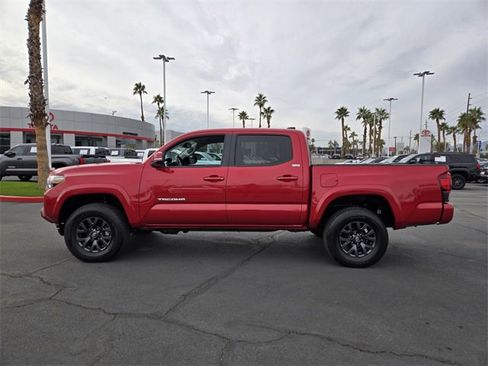 Certified 2023 Toyota Tacoma SR5 image 7