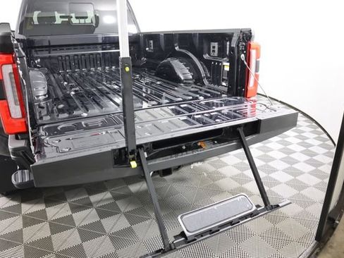 New 2026 Ford F450 Platinum w/ Platinum Plus Package image 36