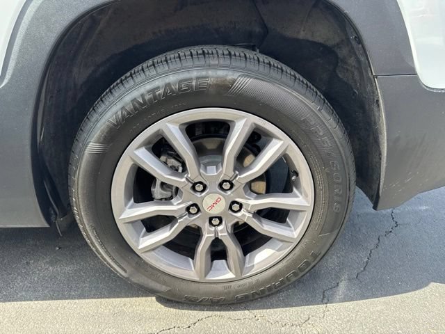 Used 2024 GMC Terrain SLT AWD/4WD image 9