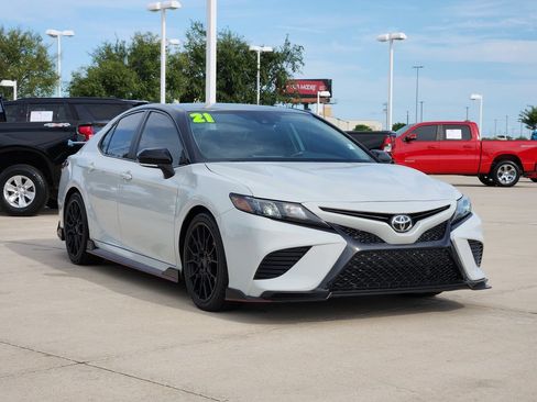 Used 2021 Toyota Camry TRD FWD image 3