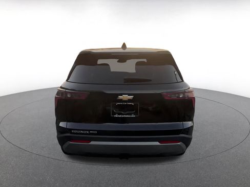 Used 2025 Chevrolet Equinox LT image 11