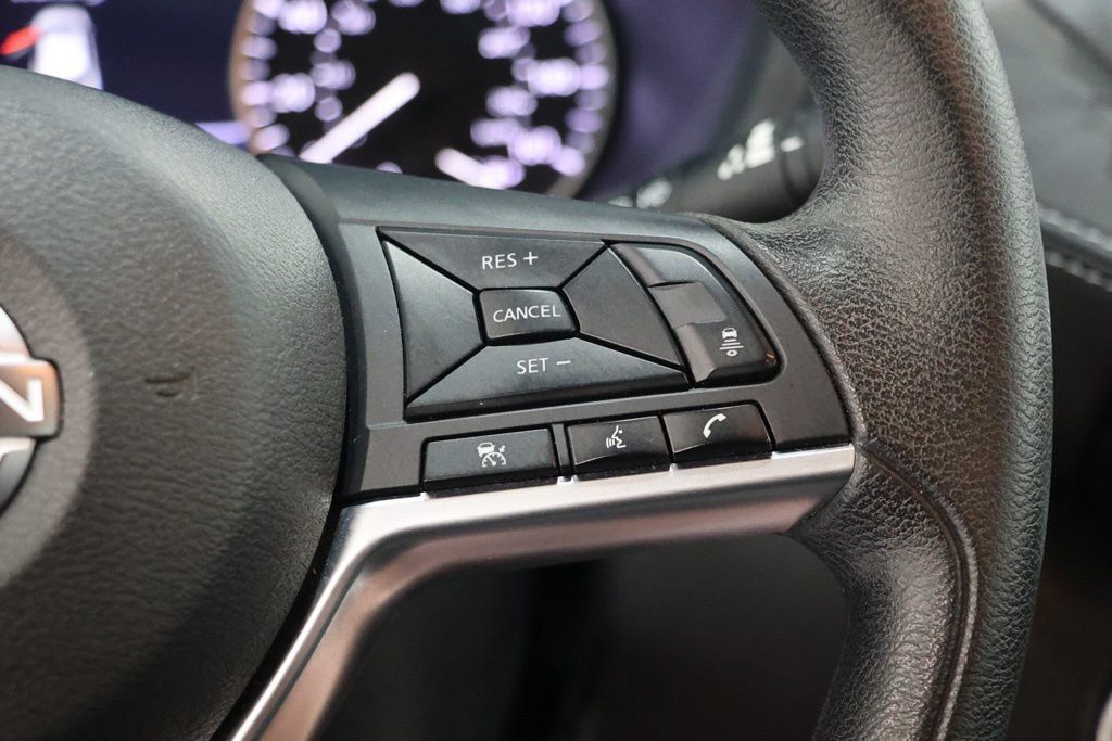 Used 2025 Nissan Sentra SV FWD image 20