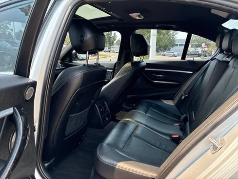 Used 2016 BMW 340i xDrive Sedan AWD/4WD image 15