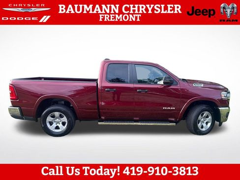 Used 2025 RAM 1500 Big Horn AWD/4WD image 7