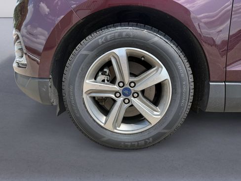 Used 2019 Ford Edge SEL w/ Equipment Group 201A AWD/4WD image 14