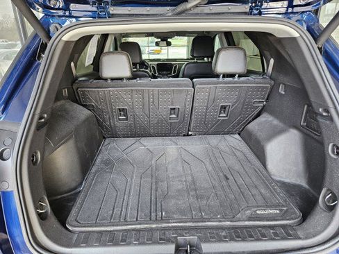 Used 2022 Chevrolet Equinox Premier image 10