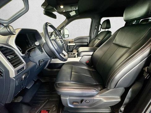 Used 2022 Ford F250 Lariat w/ Lariat Value Package AWD/4WD image 5