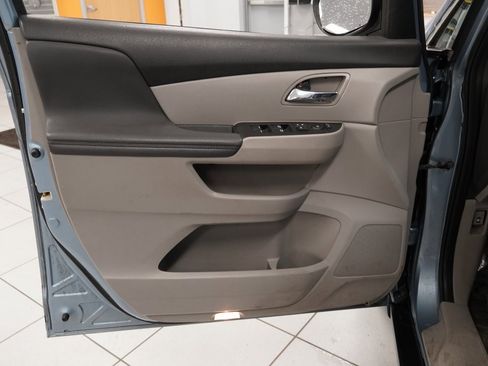 Used 2014 Honda Odyssey EX-L image 17