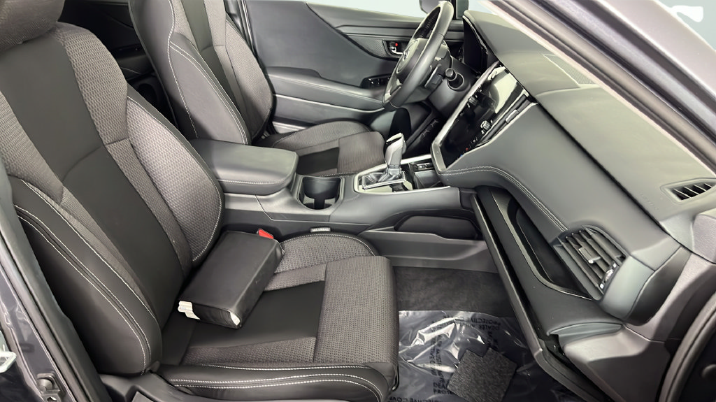 Used 2024 Subaru Outback Premium AWD/4WD image 24