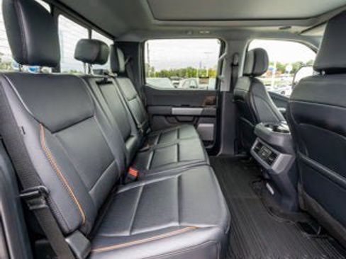 New 2026 Ford F250 Lariat w/ Black Appearance Package image 58