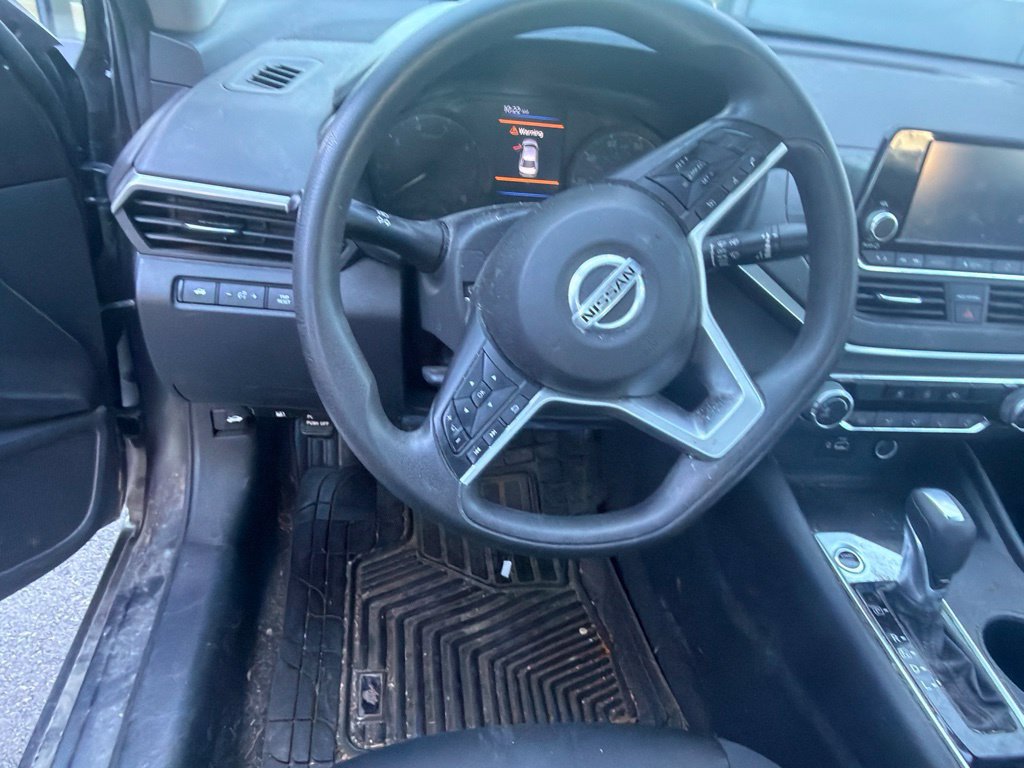 Used 2022 Nissan Altima 2.5 S FWD image 5