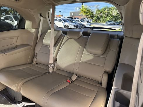 Used 2017 Honda Odyssey EX-L image 38