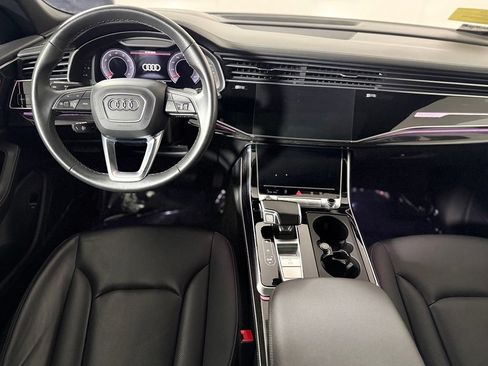 Used 2022 Audi Q8 Prestige AWD/4WD image 11