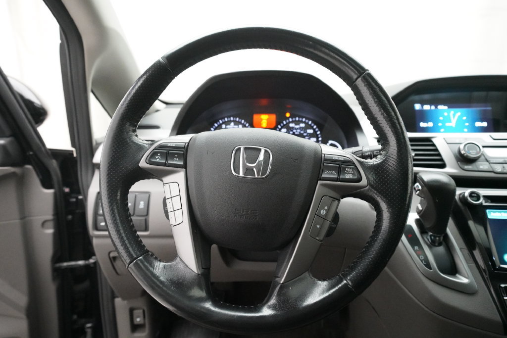 Used 2016 Honda Odyssey Touring image 4