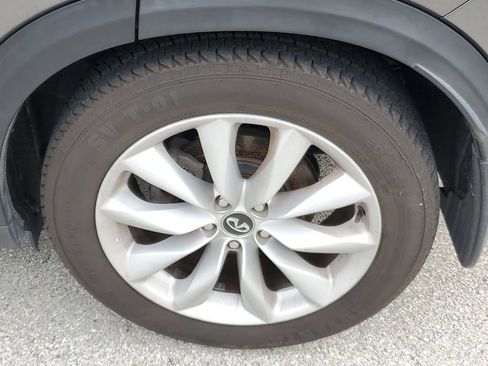 Used 2019 INFINITI QX50 Essential w/ Premium Audio Package image 5