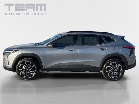 New 2026 Chevrolet Trax RS w/ Driver Confidence Package image 4