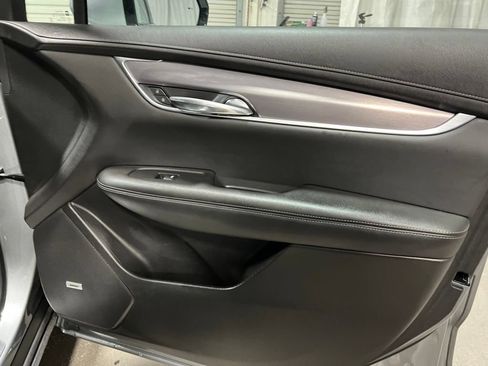 Used 2024 Cadillac XT6 Luxury FWD image 10