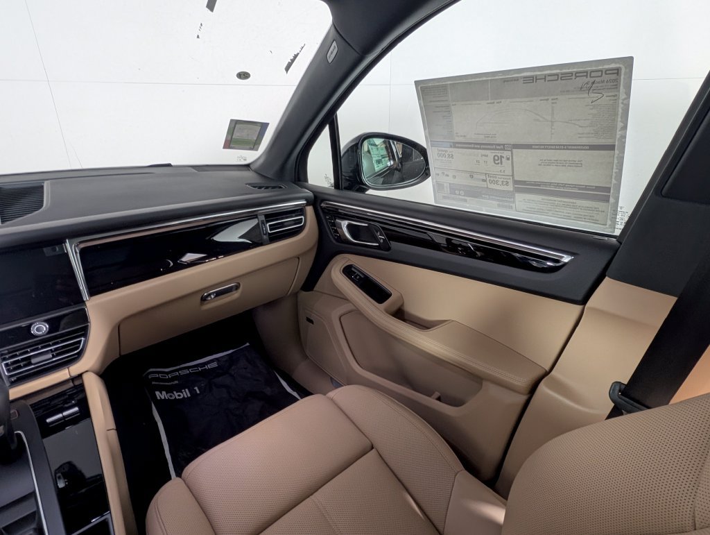 New 2026 Porsche Macan S AWD/4WD image 23