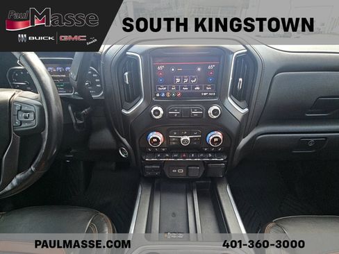 Used 2020 GMC Sierra 2500 AT4 w/ AT4 Premium Package image 18