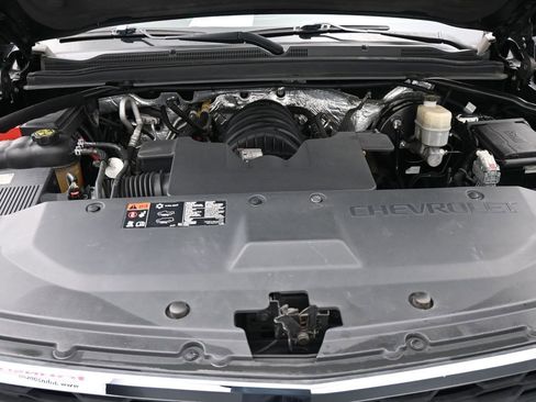 Used 2015 Chevrolet Suburban LT image 20