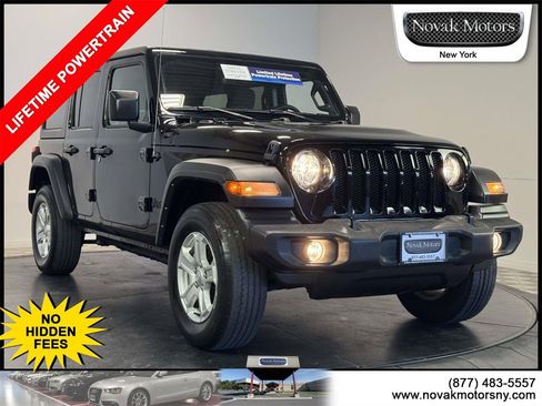 Used 2022 Jeep Wrangler Unlimited Sport image 1