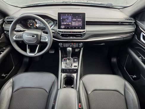 Used 2023 Jeep Compass Altitude image 14