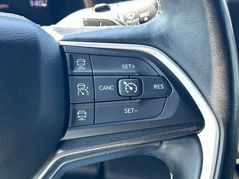 Used 2021 Jeep Grand Cherokee L Laredo AWD/4WD image 22