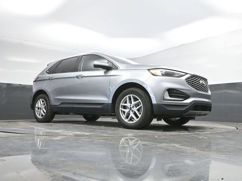 Used 2024 Ford Edge SEL AWD/4WD image 42