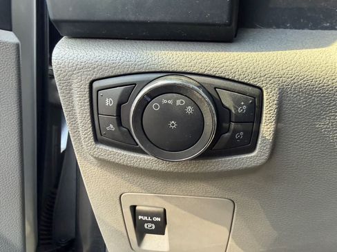 Used 2016 Ford F150 XL w/ Equipment Group 101A Mid AWD/4WD image 8