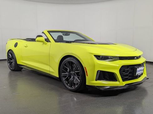 Used 2020 Chevrolet Camaro ZL1 RWD image 2