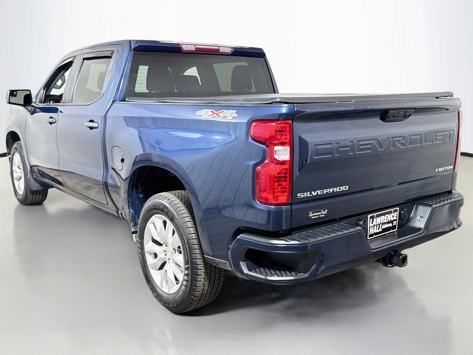 Used 2023 Chevrolet Silverado 1500 Custom AWD/4WD image 6