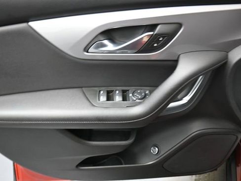 Used 2022 Chevrolet Blazer LT image 13