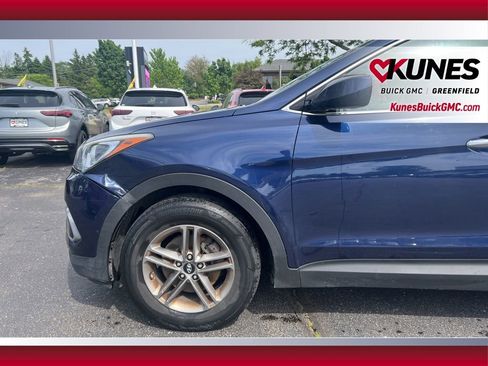Used 2017 Hyundai Santa Fe Sport FWD image 15