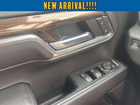 Used 2024 Chevrolet Silverado 1500 LT AWD/4WD image 18