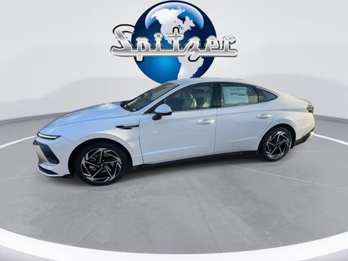 New 2026 Hyundai Sonata SEL FWD image 4