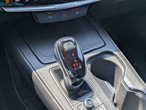Used 2025 Cadillac XT4 Premium Luxury FWD image 25