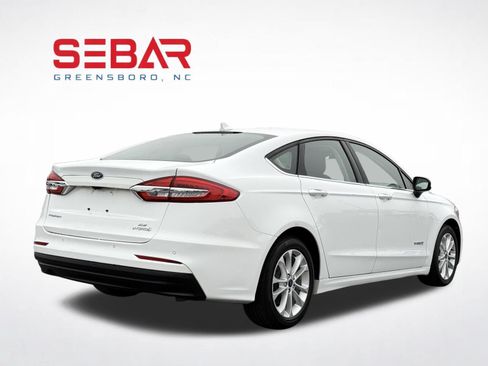 Used 2019 Ford Fusion SE FWD image 7