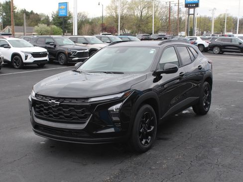 New 2026 Chevrolet Trax LT image 7