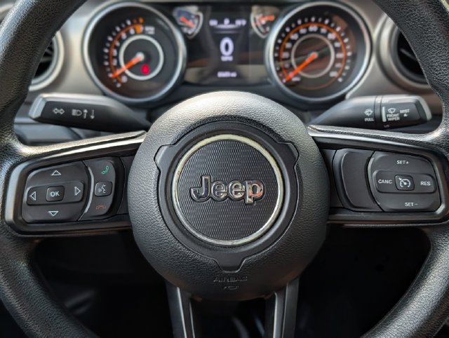 Used 2018 Jeep Wrangler Unlimited Sport AWD/4WD image 23