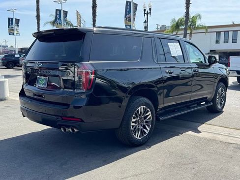 Certified 2025 Chevrolet Suburban Z71 AWD/4WD image 5